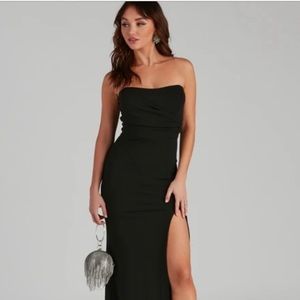 Kaia strapless formal dress